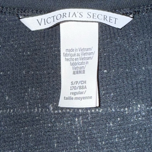 Victoria's Secret Thermal Knit Winter Holiday Pajama Top Sz Small - Picture 2 of 3